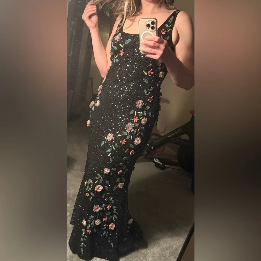 Mac Duggal Square-Neck Floral Beaded Maxi Dress - Picture 6 of 11